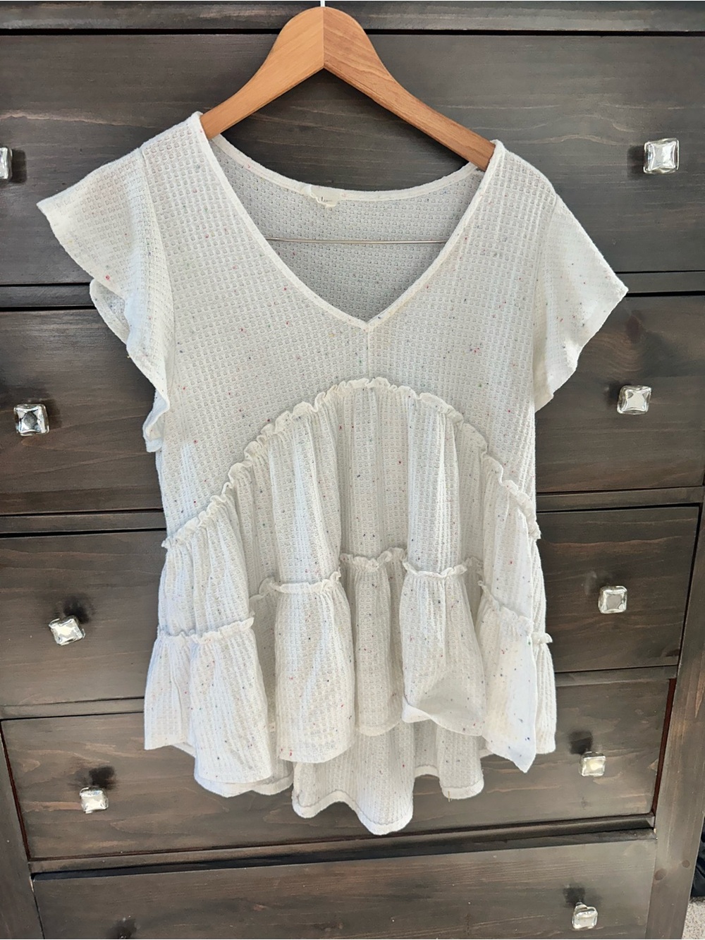 Light Speckled Cream Ruffle Peplum Top hi- Low XL